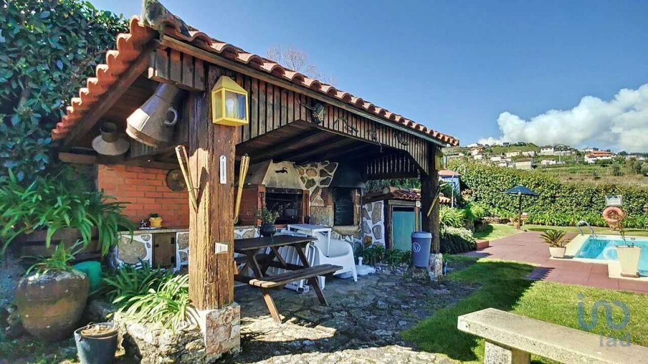 Moradia T2 para Venda em Arnoia Foto 7