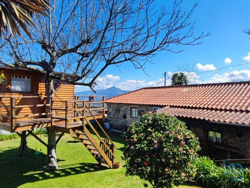 Moradia T2 para Venda em Arnoia Foto 2