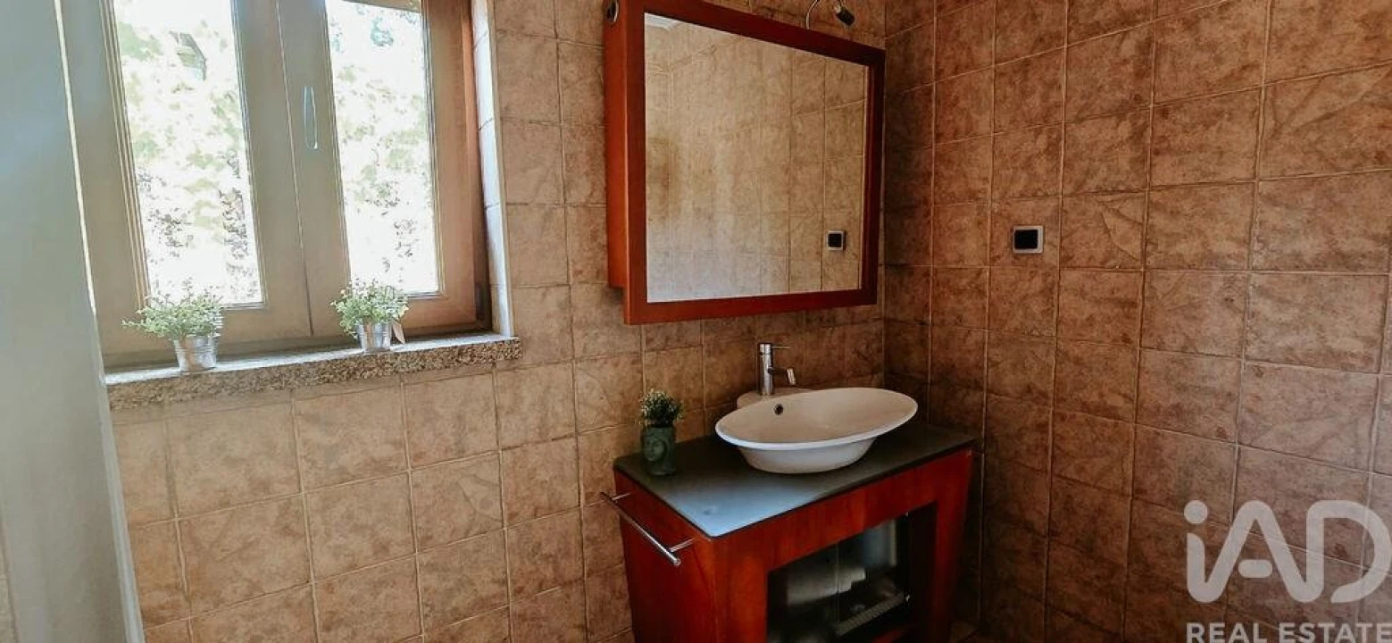 Moradia T4 para Venda em Gouveia (São Pedro e São Julião) Foto 18