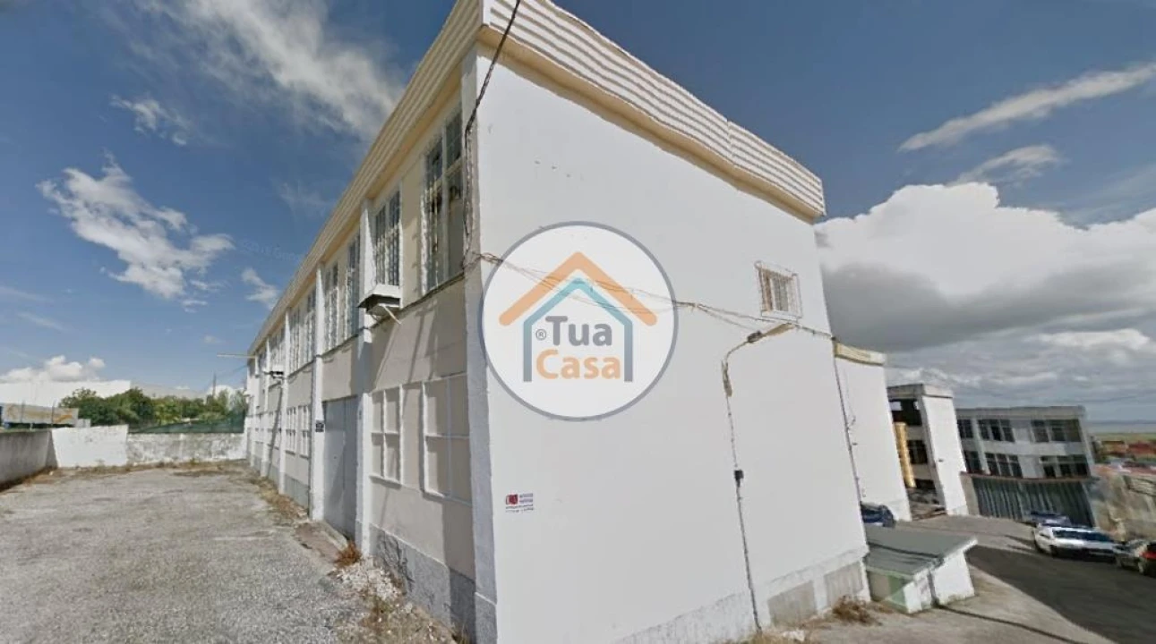 Armazém para Venda em Santa Iria de Azoia, São João da Talha e Bobadela Foto 6