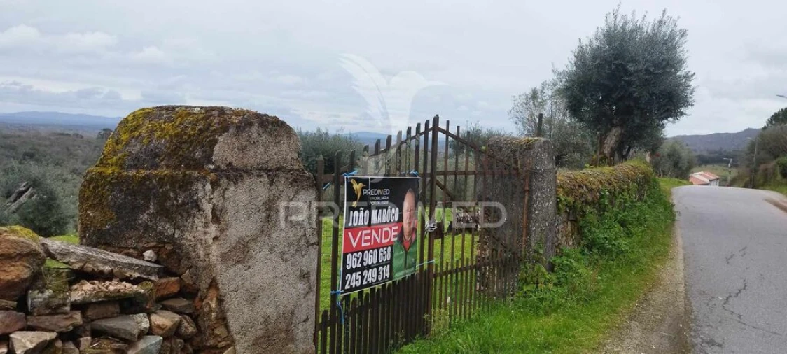 Terreno para Venda em Santa Maria da Devesa Foto 2