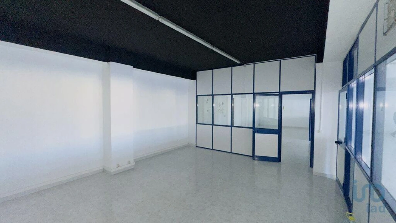 Loja para Venda em Amora Foto 9