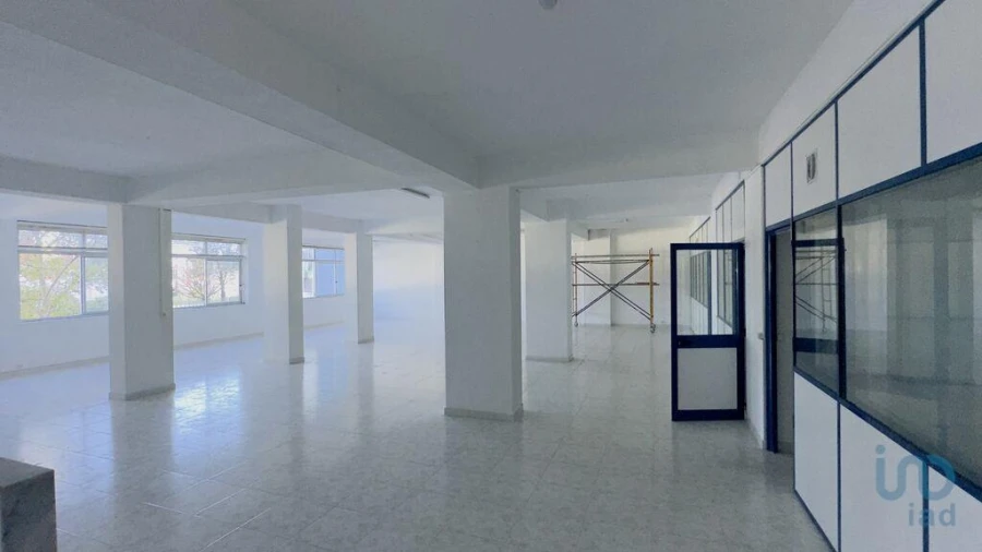 Loja para Venda em Amora Foto 13