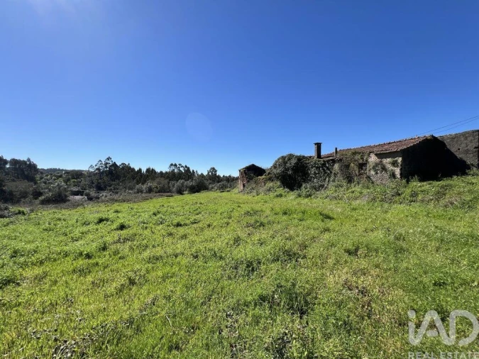 Moradia T1 para Venda em Aguda Foto 19