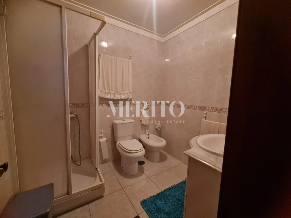 Moradia T3 para Venda em Lordelo Foto 17