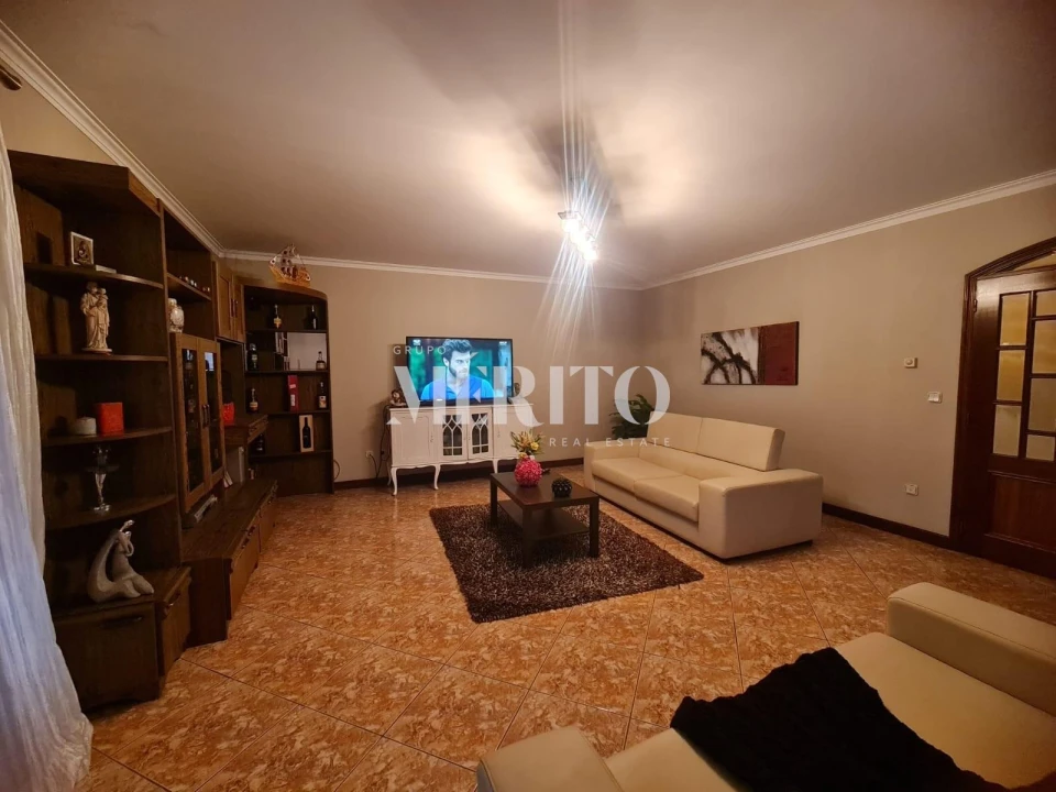 Moradia T3 para Venda em Lordelo Foto 7