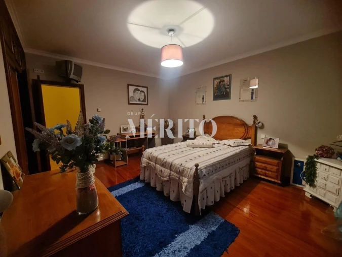 Moradia T3 para Venda em Lordelo Foto 11