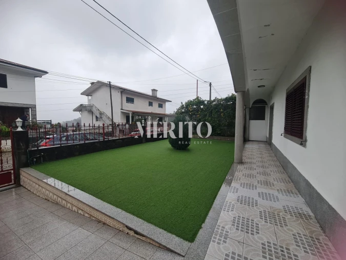 Moradia T3 para Venda em Lordelo Foto 2