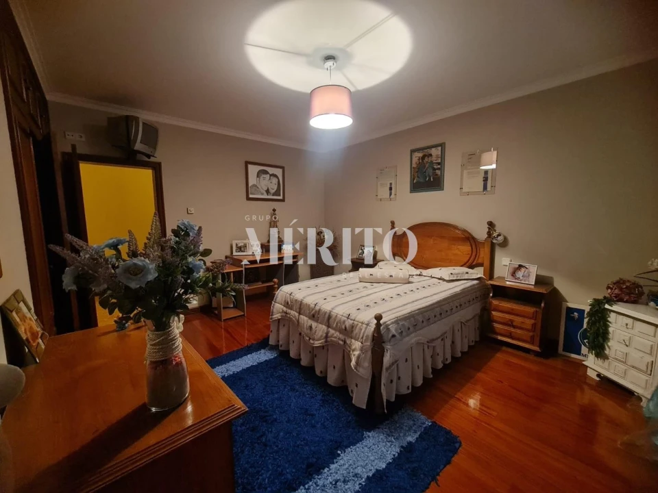 Moradia T3 para Venda em Lordelo Foto 11