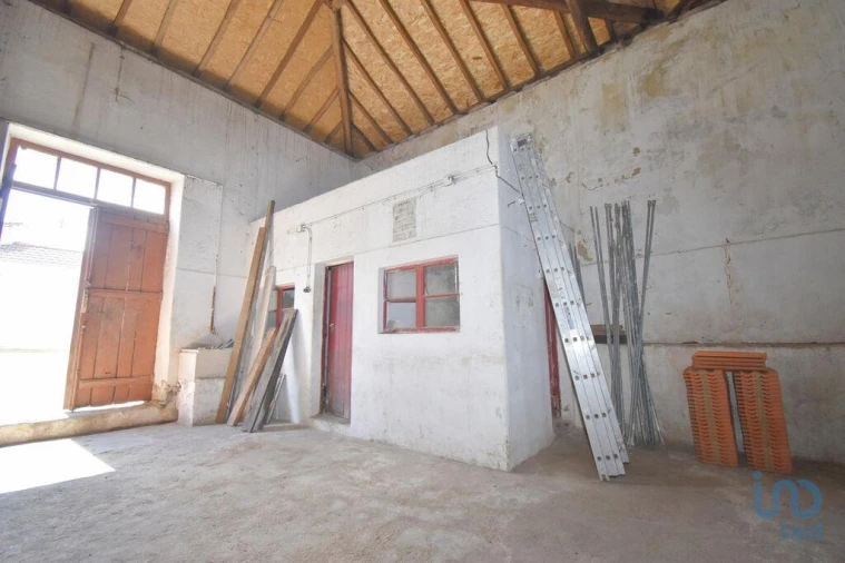 Negócio para Venda em São Miguel, Santa Eufémia e Rabaçal Foto 12