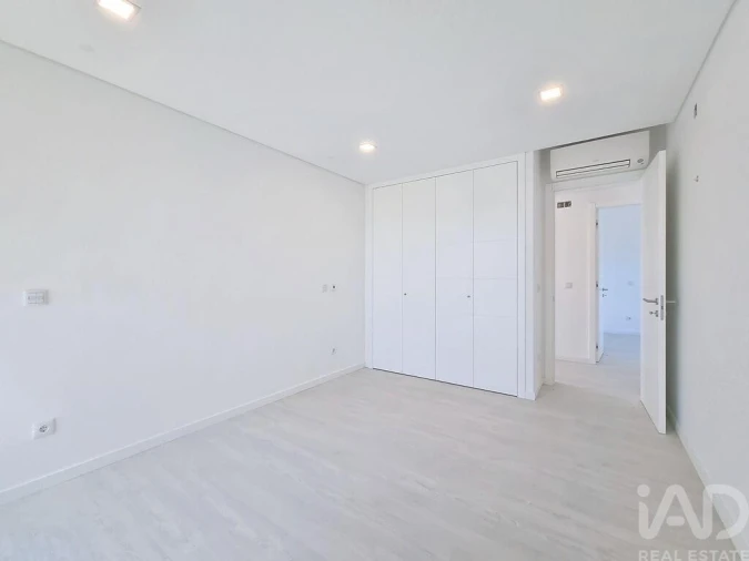 Apartamento T2 para Venda em Ericeira Foto 24