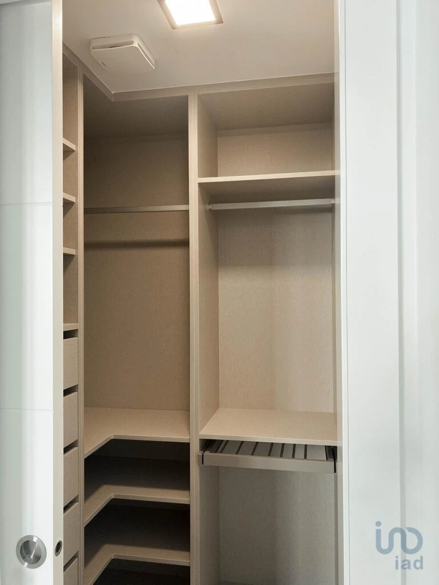 Apartamento T2 para Venda em Ericeira Foto 9