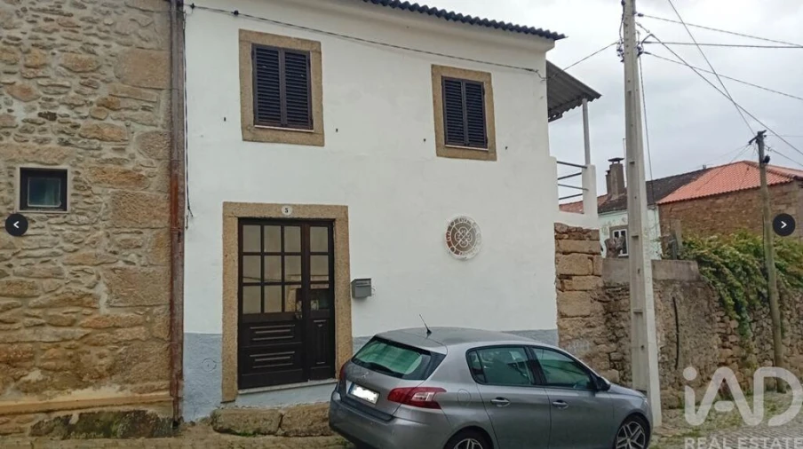 Moradia T2 para Venda em Lagoaça e Fornos Foto 1