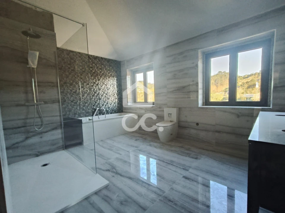 Quinta T8 para Venda em Bustelo Foto 43