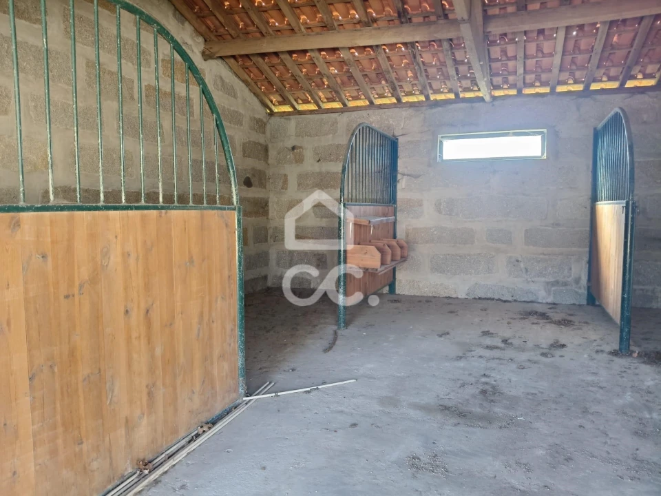 Quinta T8 para Venda em Bustelo Foto 32