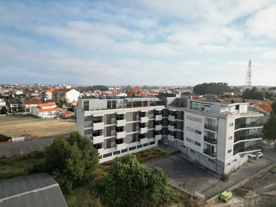 Apartamento T4 para Venda em São Bernardo Foto 7