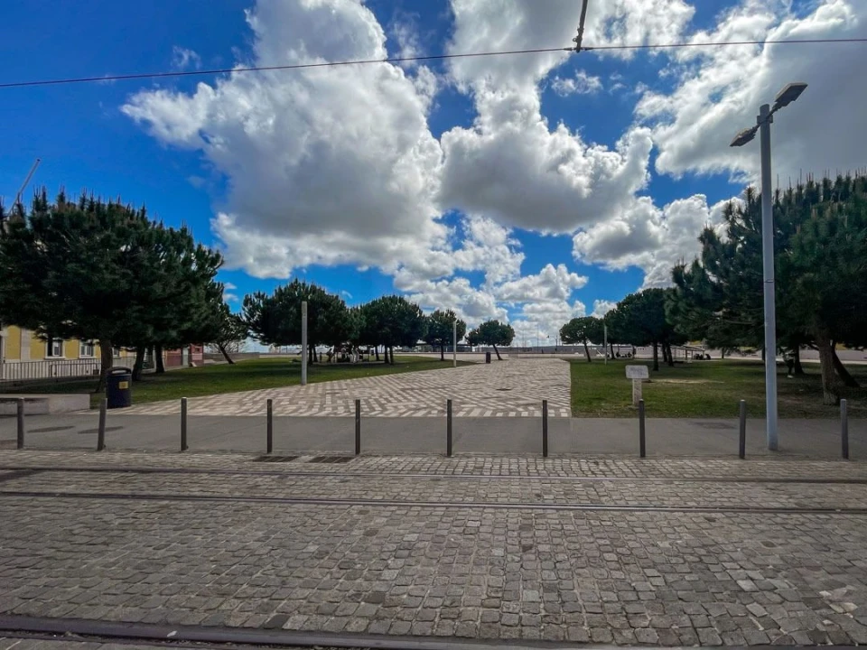 Apartamento T2 para Arrendamento em Santa Maria Maior Foto 25