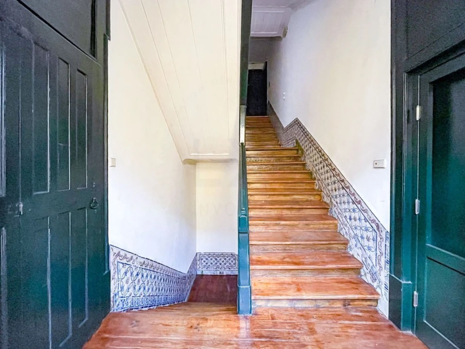 Apartamento T2 para Arrendamento em Santa Maria Maior Foto 24