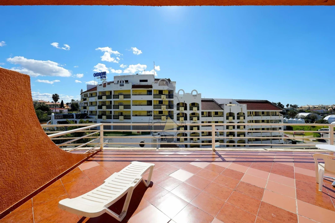 Apartamento T2 para Venda em Albufeira e Olhos de Água Foto 9