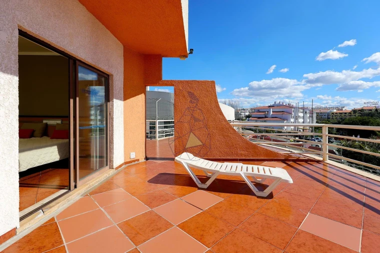 Apartamento T2 para Venda em Albufeira e Olhos de Água Foto 10