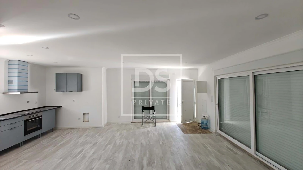 Moradia T2 para Venda em Silveira Foto 5