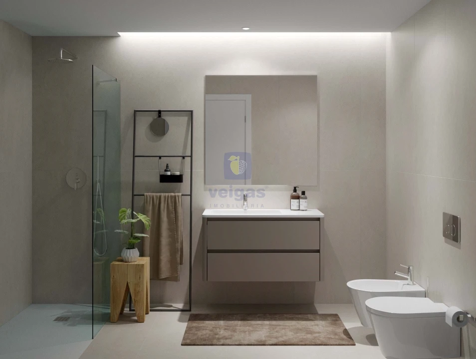 Apartamento T4 para Venda em Parceiros e Azoia Foto 14