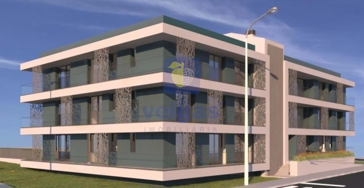 Apartamento T4 para Venda em Parceiros e Azoia Foto 19