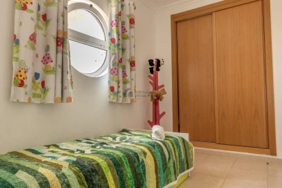 Moradia T4 para Venda em Albufeira e Olhos de Água
