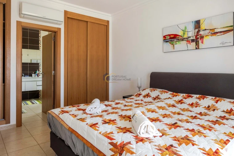 Moradia T4 para Venda em Albufeira e Olhos de Água Foto 22