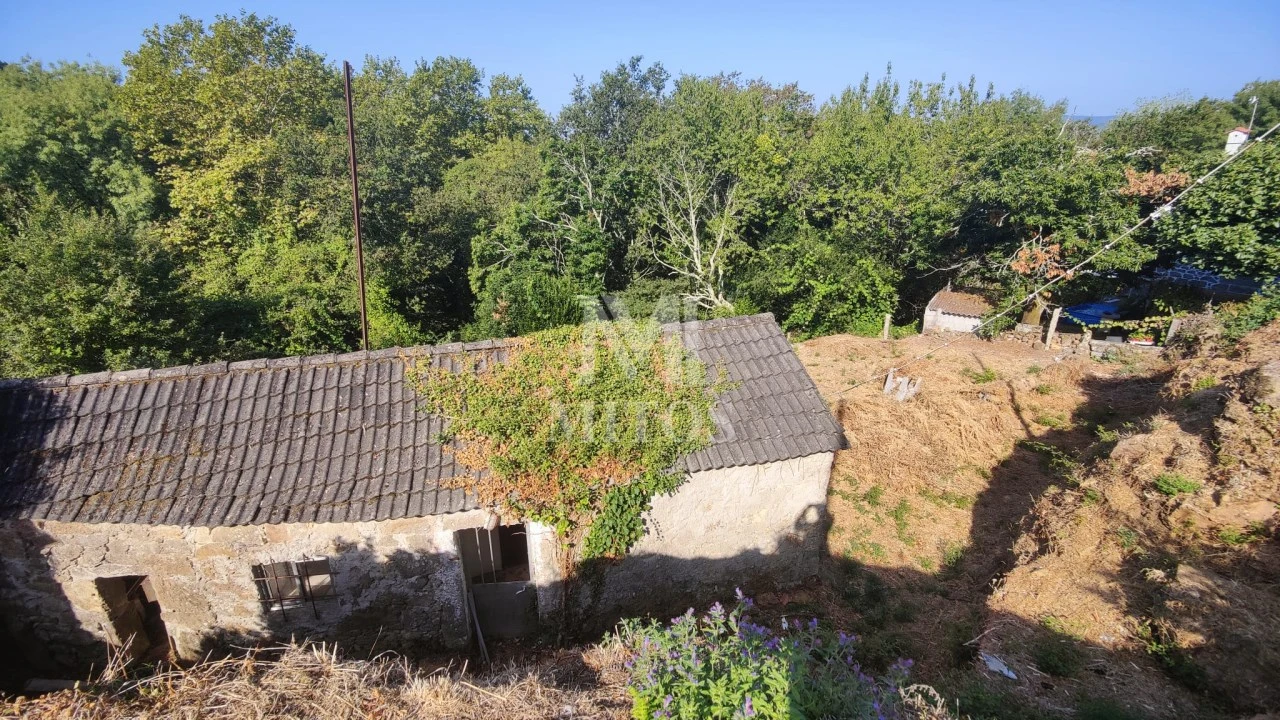 Terreno para Venda em Gondarem Foto 3