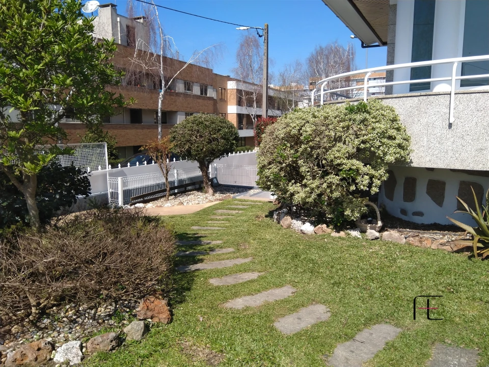 Moradia T5 para Venda em Cidade da Maia Foto 74