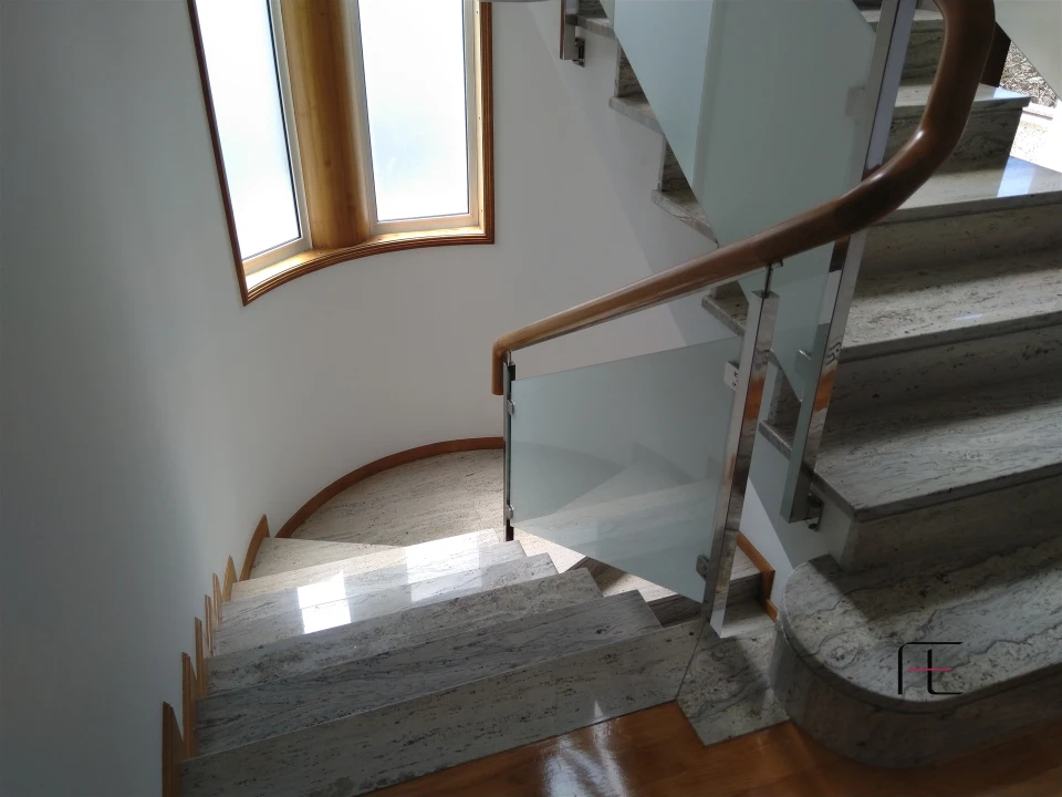 Moradia T5 para Venda em Cidade da Maia Foto 48