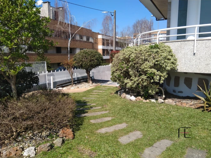 Moradia T5 para Venda em Cidade da Maia Foto 74