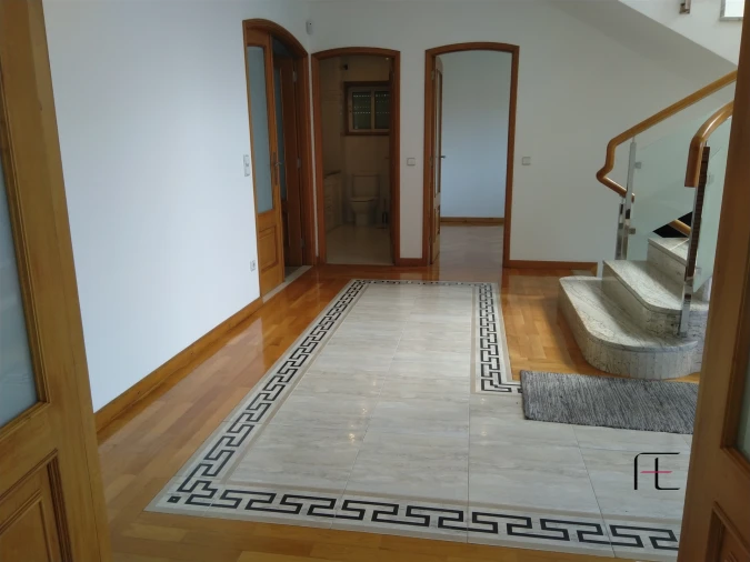 Moradia T5 para Venda em Cidade da Maia Foto 49