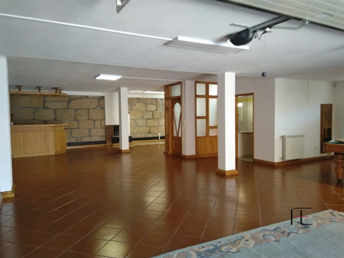 Moradia T5 para Venda em Cidade da Maia Foto 57