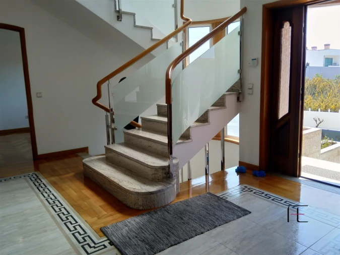 Moradia T5 para Venda em Cidade da Maia Foto 50