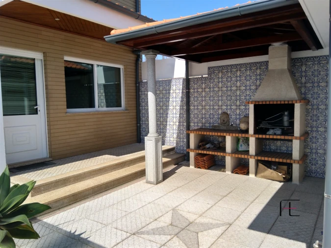 Moradia T5 para Venda em Cidade da Maia Foto 68