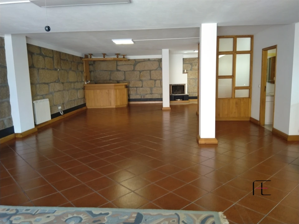 Moradia T5 para Venda em Cidade da Maia Foto 56