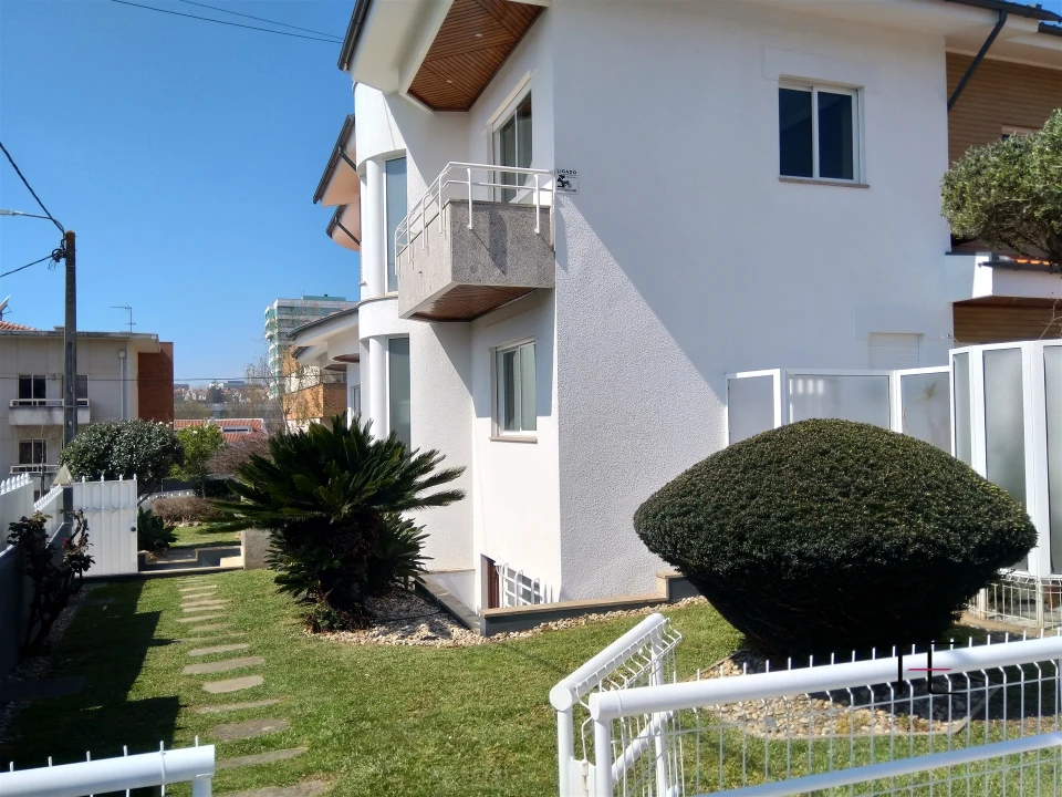 Moradia T5 para Venda em Cidade da Maia Foto 69