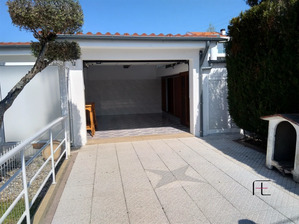 Moradia T5 para Venda em Cidade da Maia Foto 70