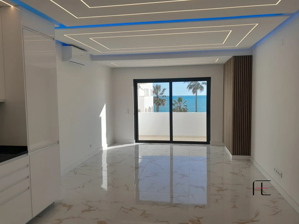 Apartamento T2 para Venda em Quarteira Foto 6