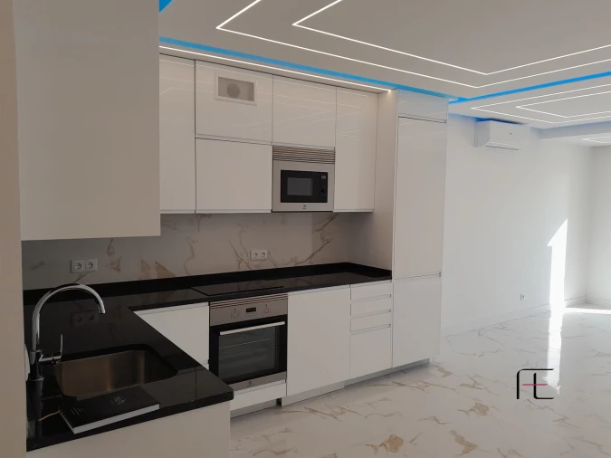 Apartamento T2 para Venda em Quarteira Foto 4