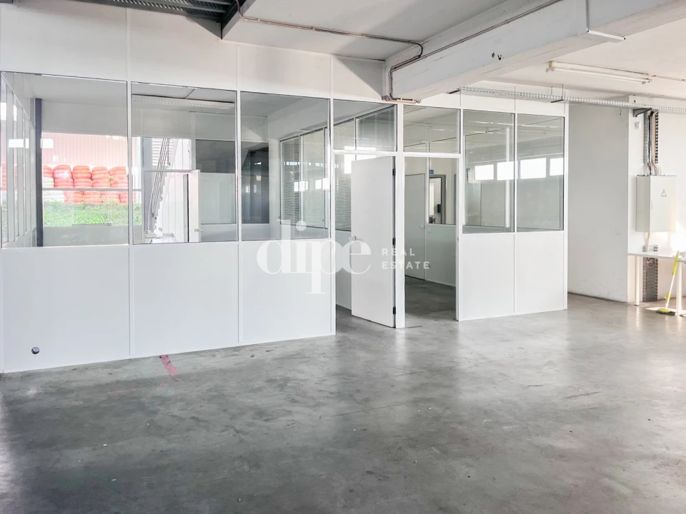 Armazém para Arrendamento em Gondar Foto 7