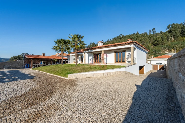 Moradia T3 para Venda em Santa Eulália Foto 15