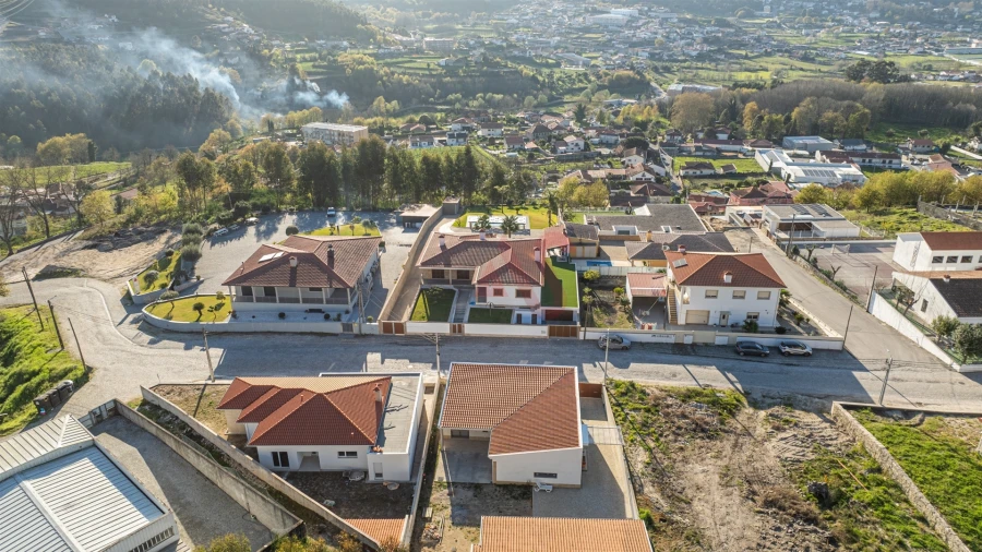 Moradia T3 para Venda em Santa Eulália Foto 4