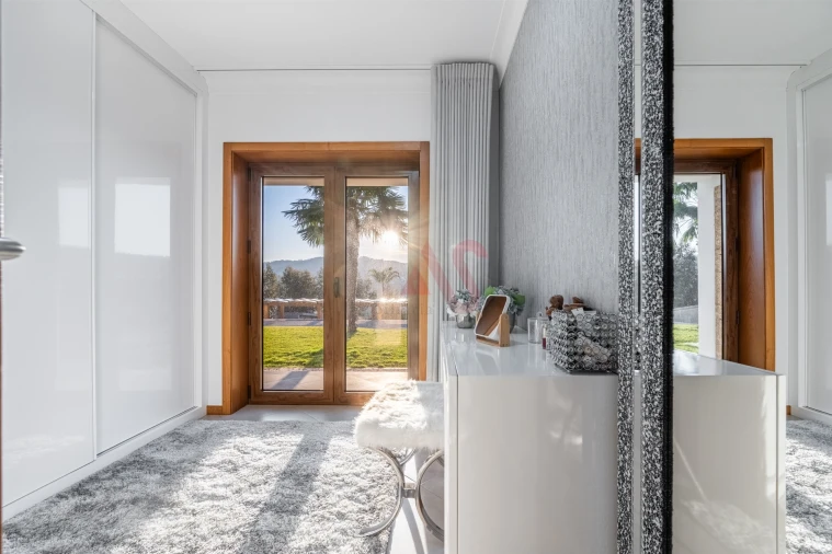 Moradia T3 para Venda em Santa Eulália Foto 36