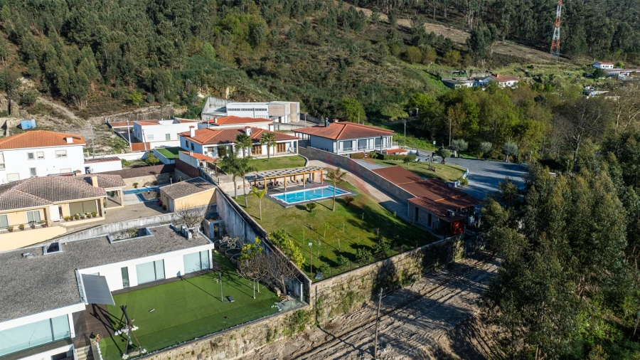 Moradia T3 para Venda em Santa Eulália Foto 2