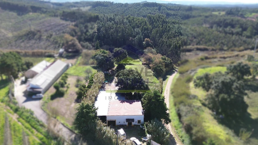 Quinta T2 para Venda em Cadaval e Pêro Moniz Foto 1