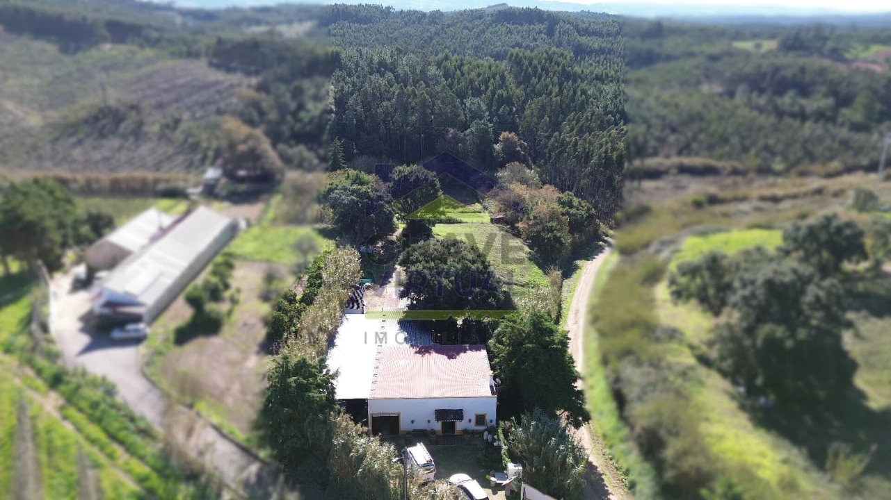 Quinta T2 para Venda em Cadaval e Pêro Moniz Foto 1