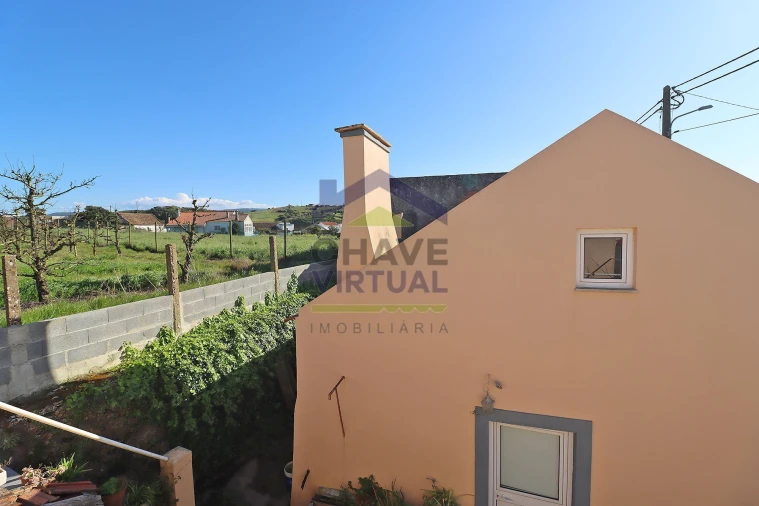 Moradia T1 para Venda em Peral Foto 13